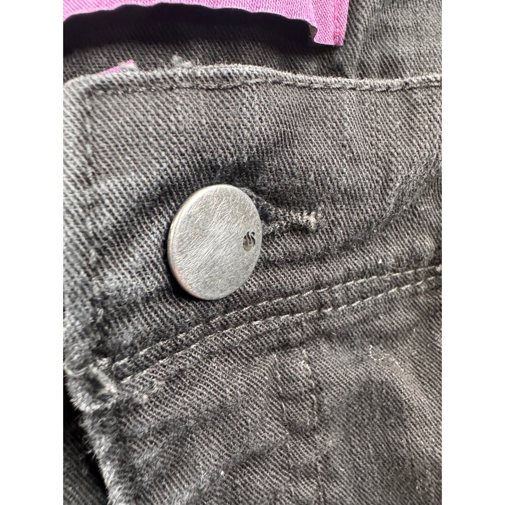 Gloria Vanderbilt Womens Skimmer Black Denim Shorts Cuffed Knee Length Size 12 - Picture 2 of 10
